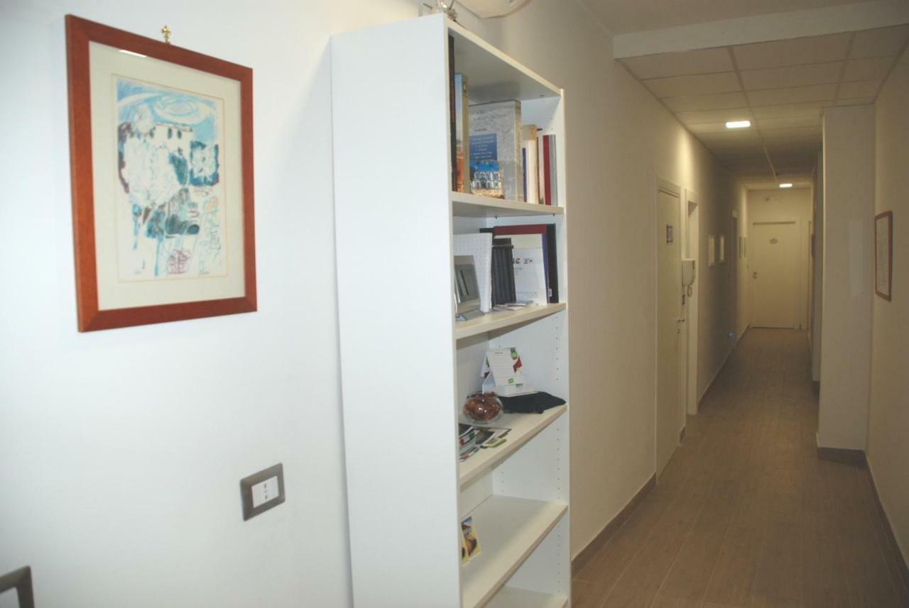 Binario 2 Hotel San Giorgio a Cremano Luaran gambar