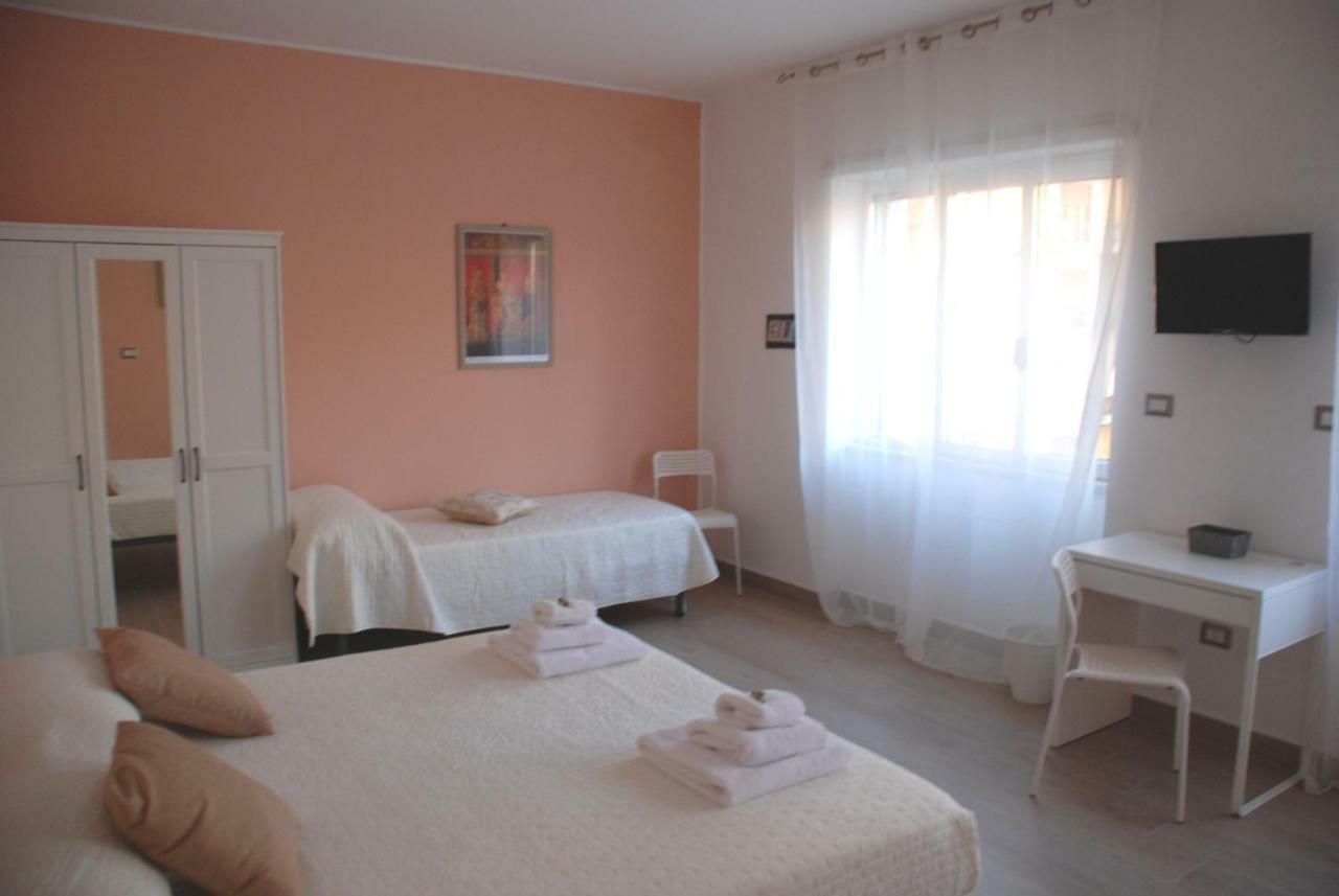 Binario 2 Hotel San Giorgio a Cremano Luaran gambar